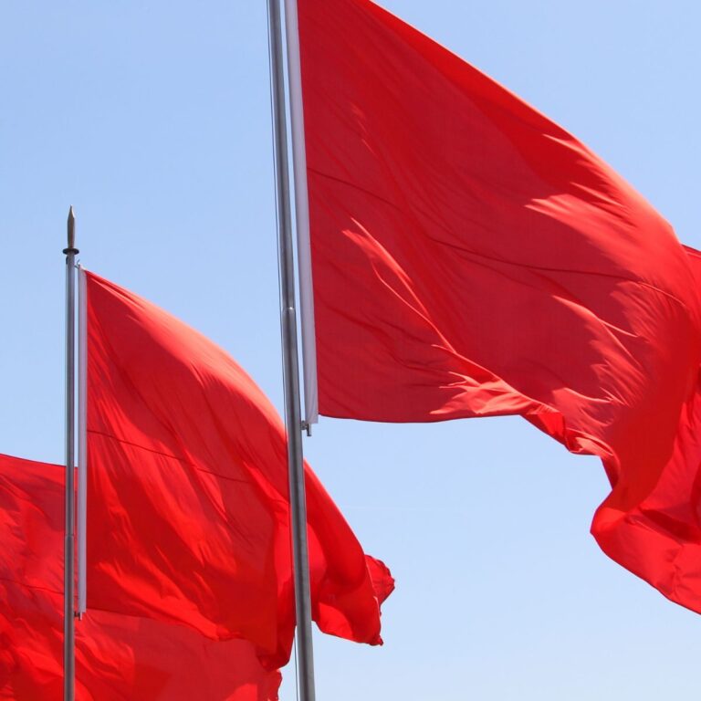 5 Red Flags to Avoid When Hiring a Heat Pump Contractor